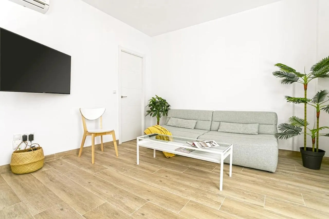 Precioso Apartamento Con Patio Malaga