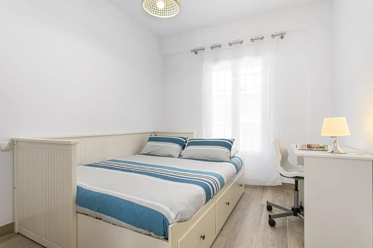 Precioso Apartamento Con Patio マラガ 0*,  スペイン